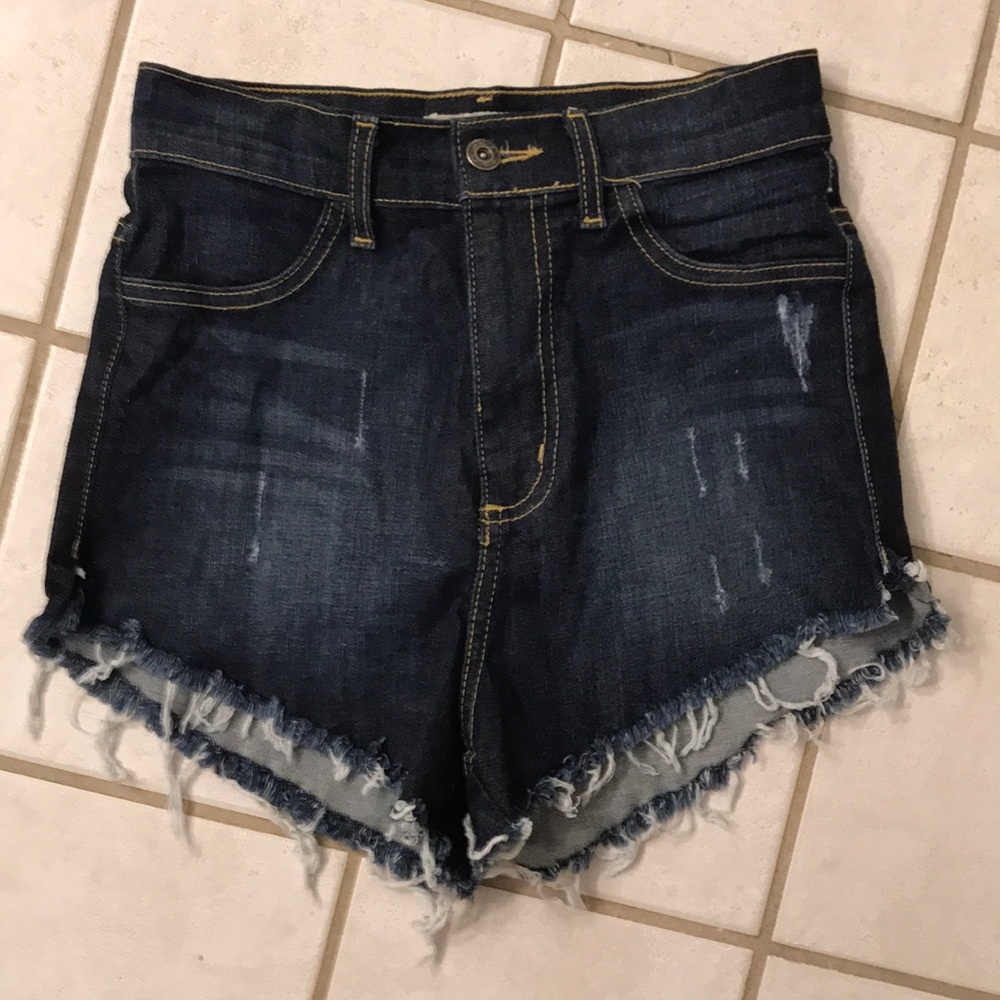 Never worn high waisted denim shorts!